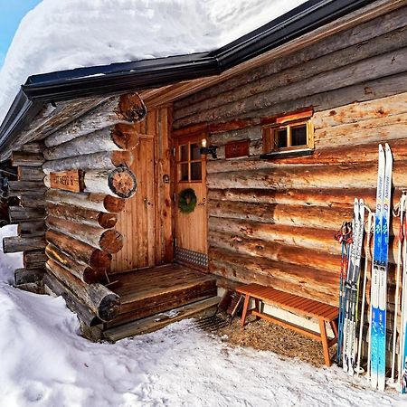 Ski-Inn Kelohuoneisto Pyhaetunturissa ペルコセンニエミ エクステリア 写真