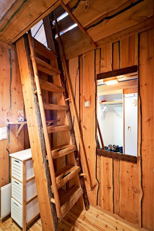 Ski-Inn Kelohuoneisto Pyhaetunturissa ペルコセンニエミ エクステリア 写真